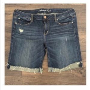 Women’s American eagle size 18 shorts